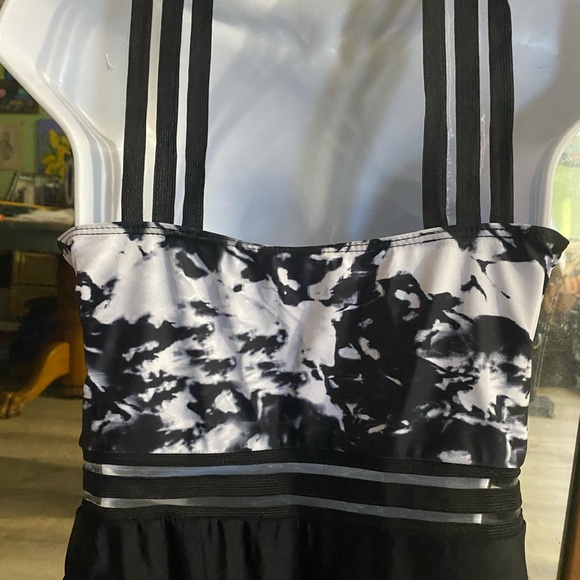 Super cute black white tie die swimsuit one piece xl - Picture 6 of 7